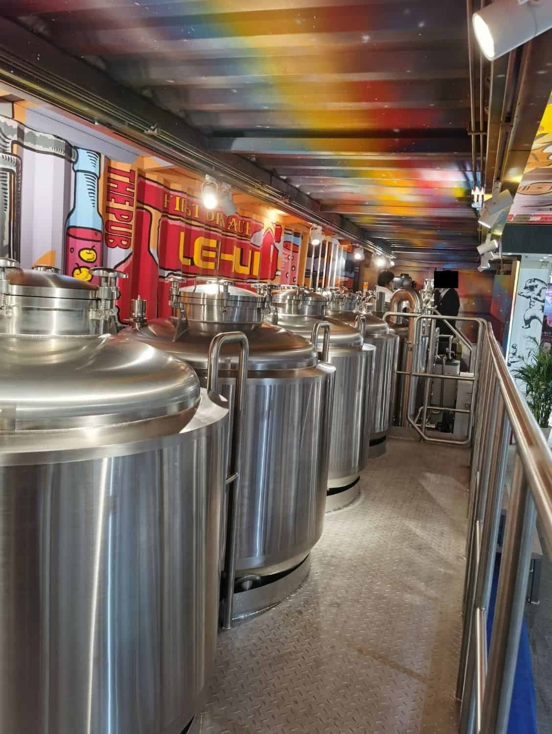 Vue de côté of Lehui Brewhouse