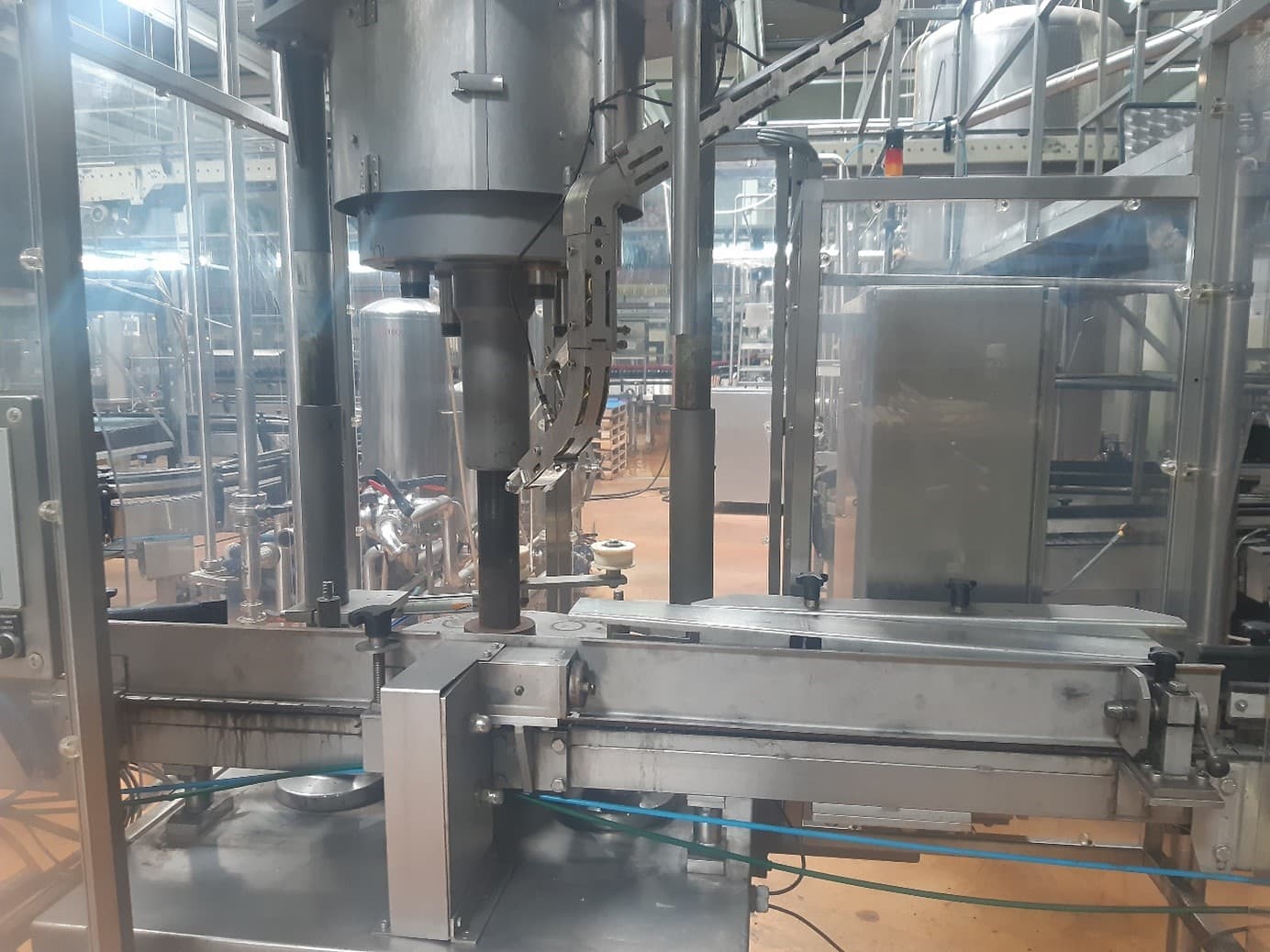 Salle de travail of Dr. Datz GmbH Getränke- und Sondermaschinenbau VS 4 L