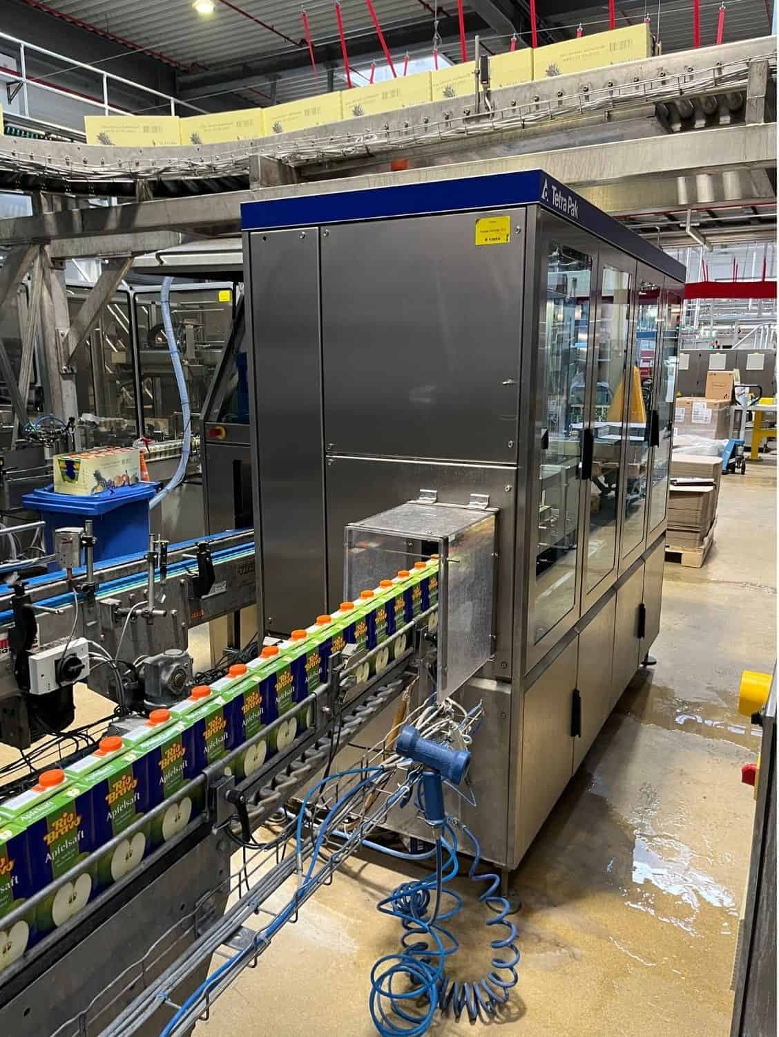 Vue de côté of Tetra Pak TBA 21
