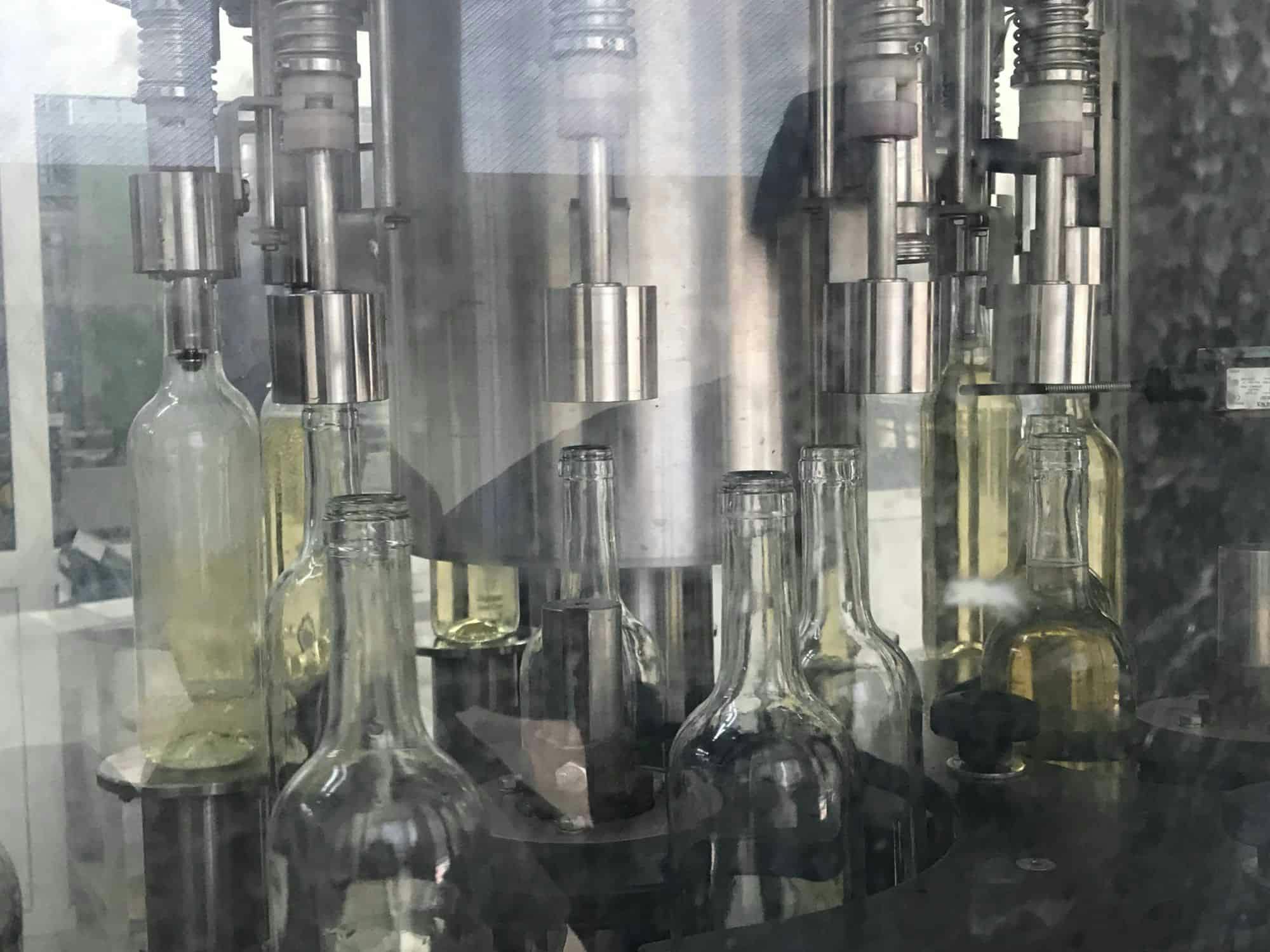 Salle de travail de Cortelazzi Fintec Arol Ligne de verres jetables pour vins et spiritueux